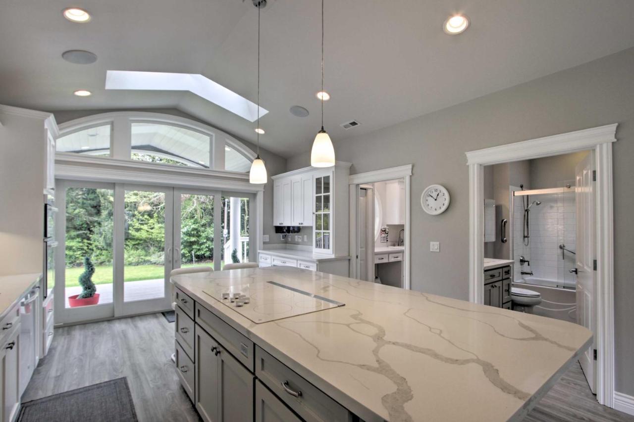 Contemporary Tacoma Cottage With Deck And Pond! Dış mekan fotoğraf